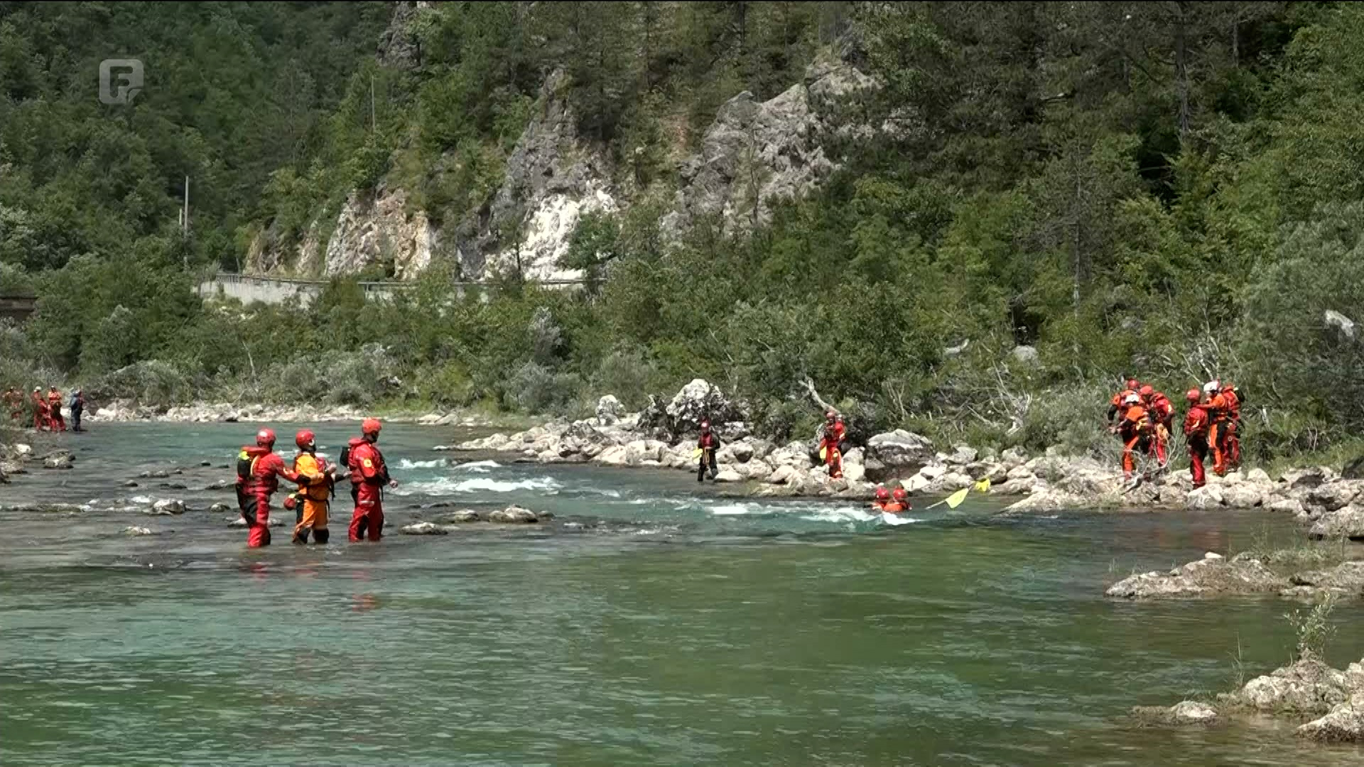 Timovi za spašavanje vježbali na vodi
